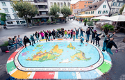 Eröffnung der Weltkarte (© Philipp Mück/Caritas)